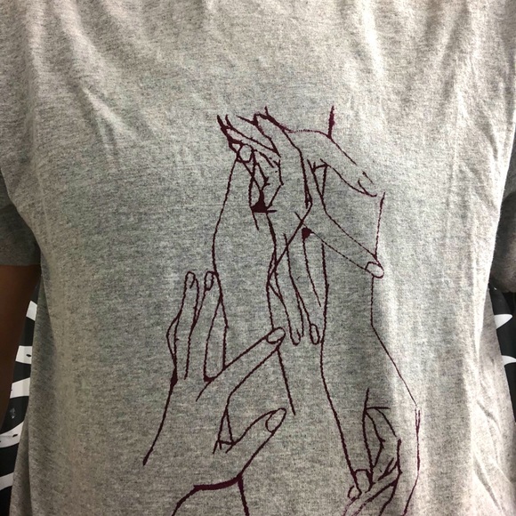 Graphic tee - Picture 2 of 2
